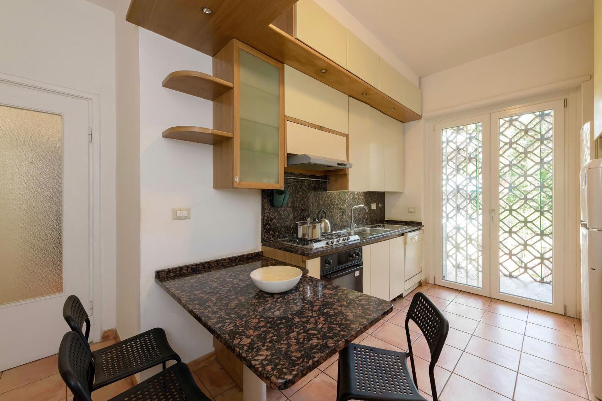 Spazioso Appartamento Vicino Eur โรม ภายนอก รูปภาพ