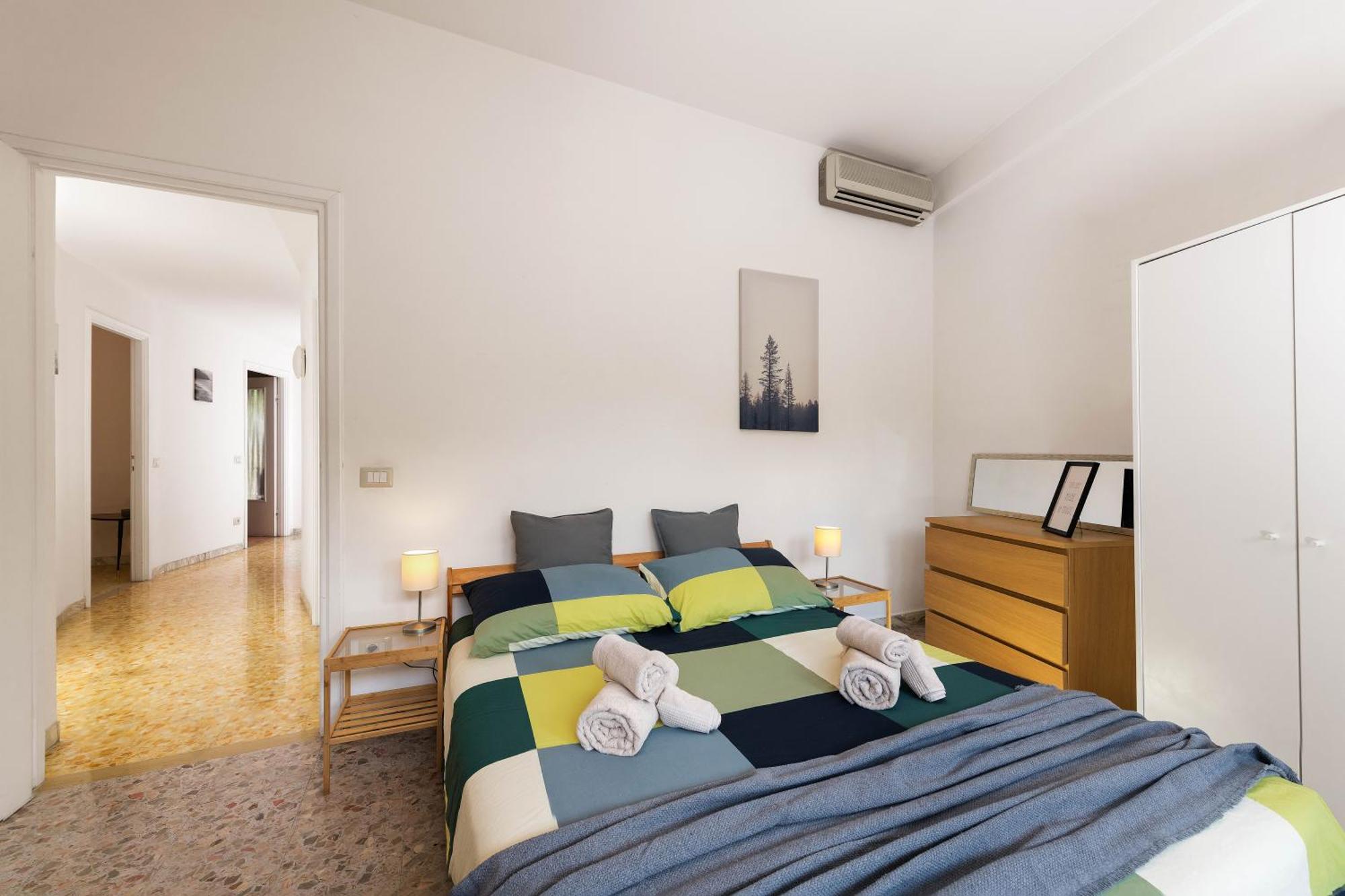 Spazioso Appartamento Vicino Eur โรม ภายนอก รูปภาพ