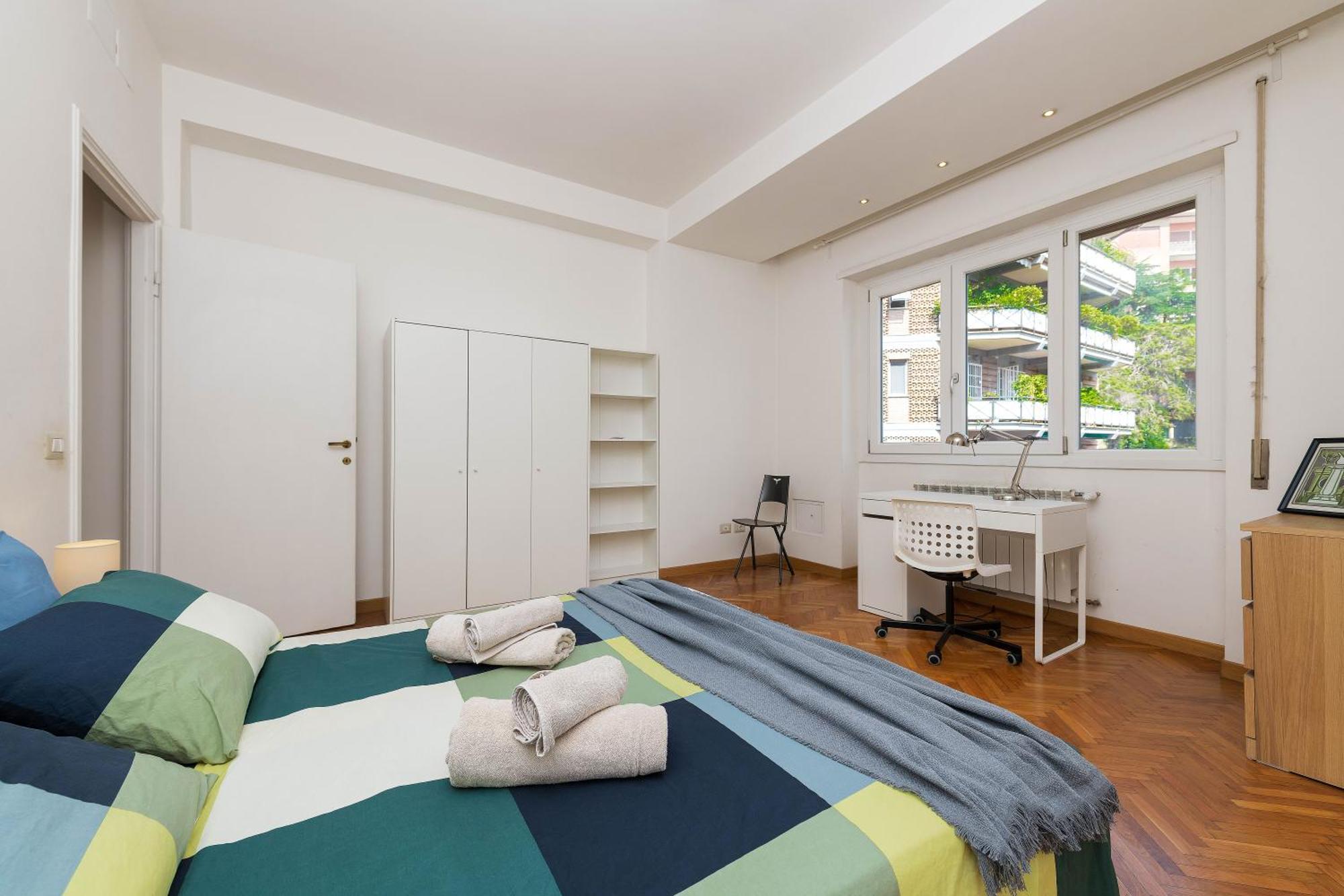 Spazioso Appartamento Vicino Eur โรม ภายนอก รูปภาพ