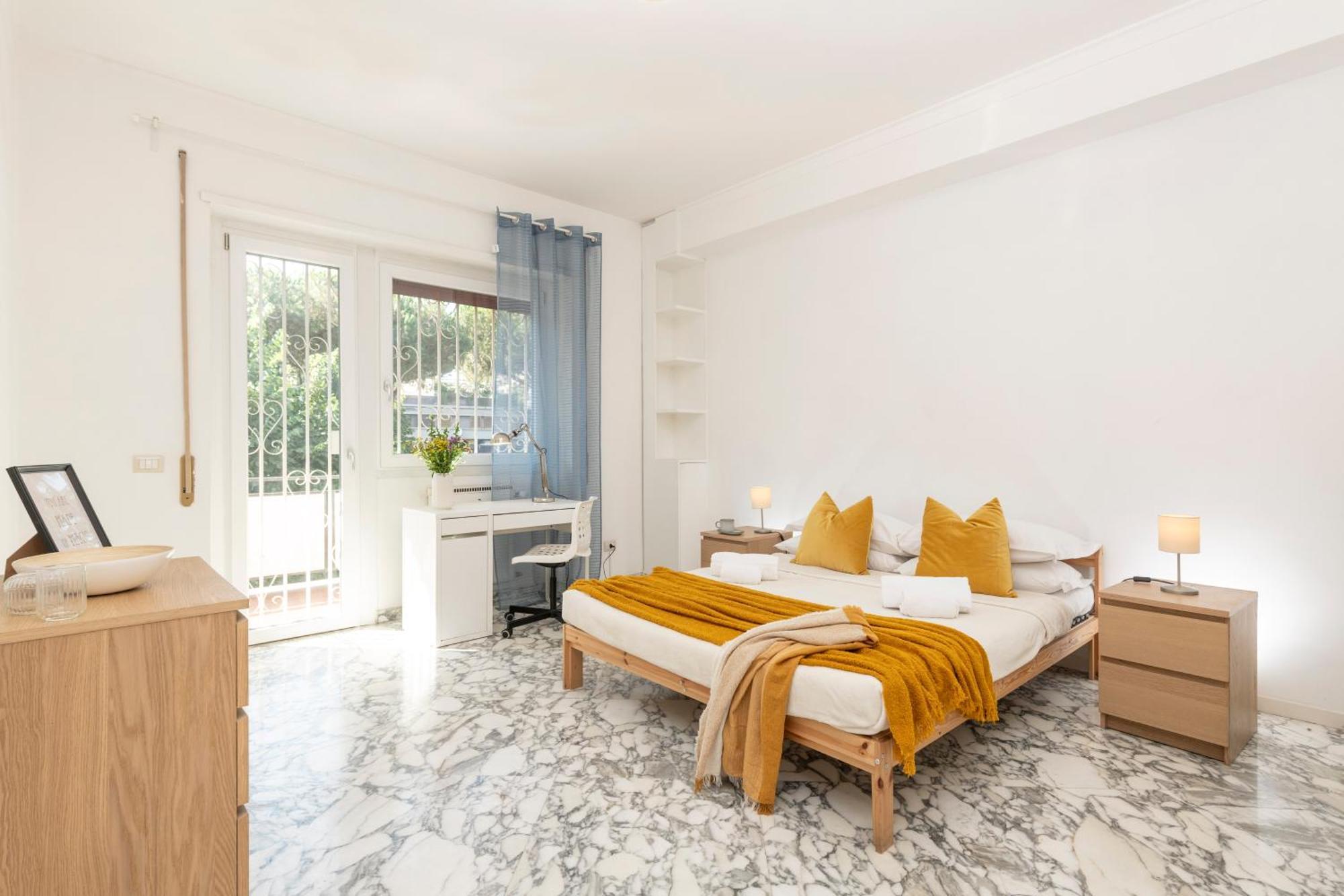 Spazioso Appartamento Vicino Eur โรม ภายนอก รูปภาพ