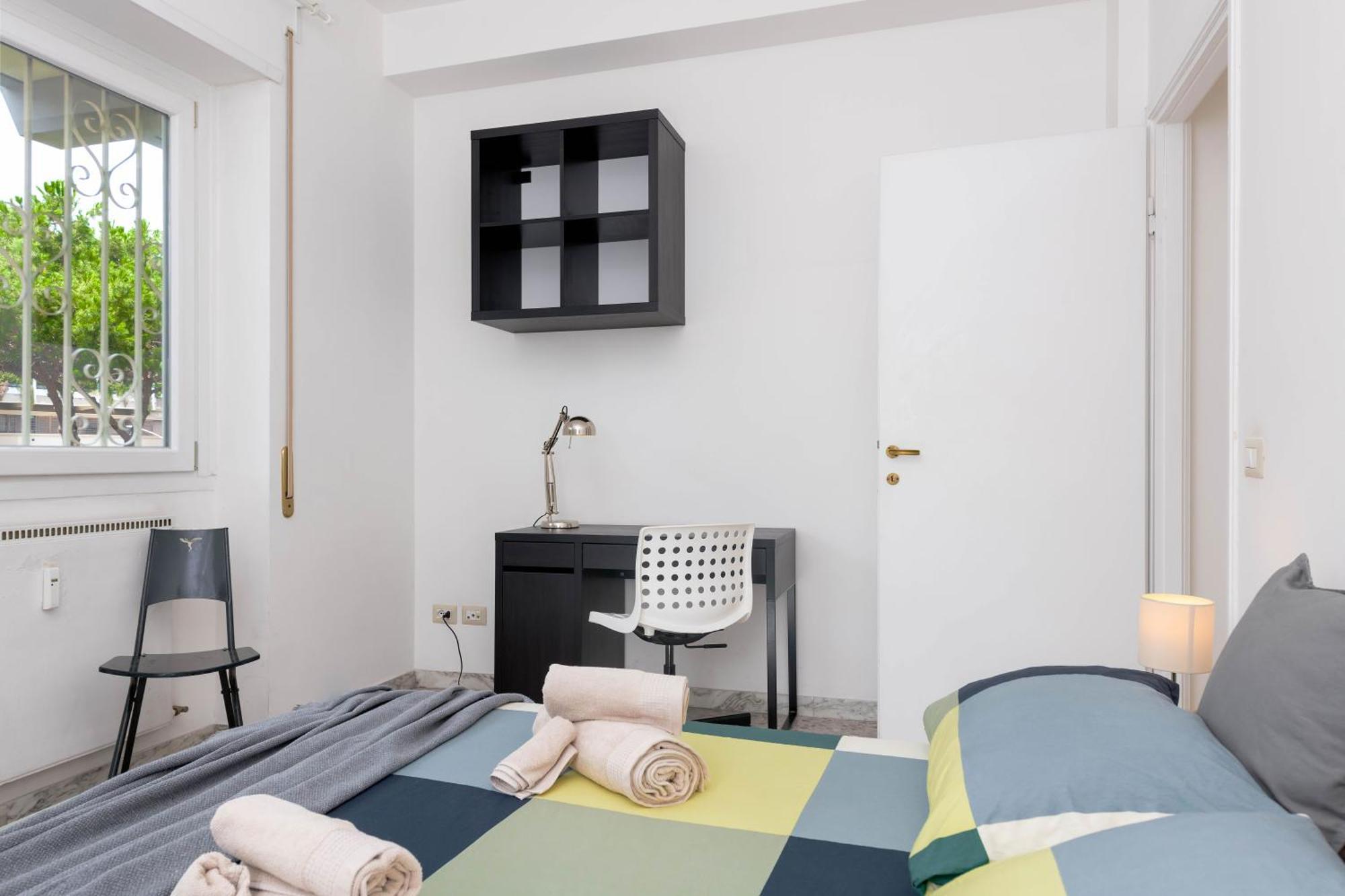 Spazioso Appartamento Vicino Eur โรม ภายนอก รูปภาพ