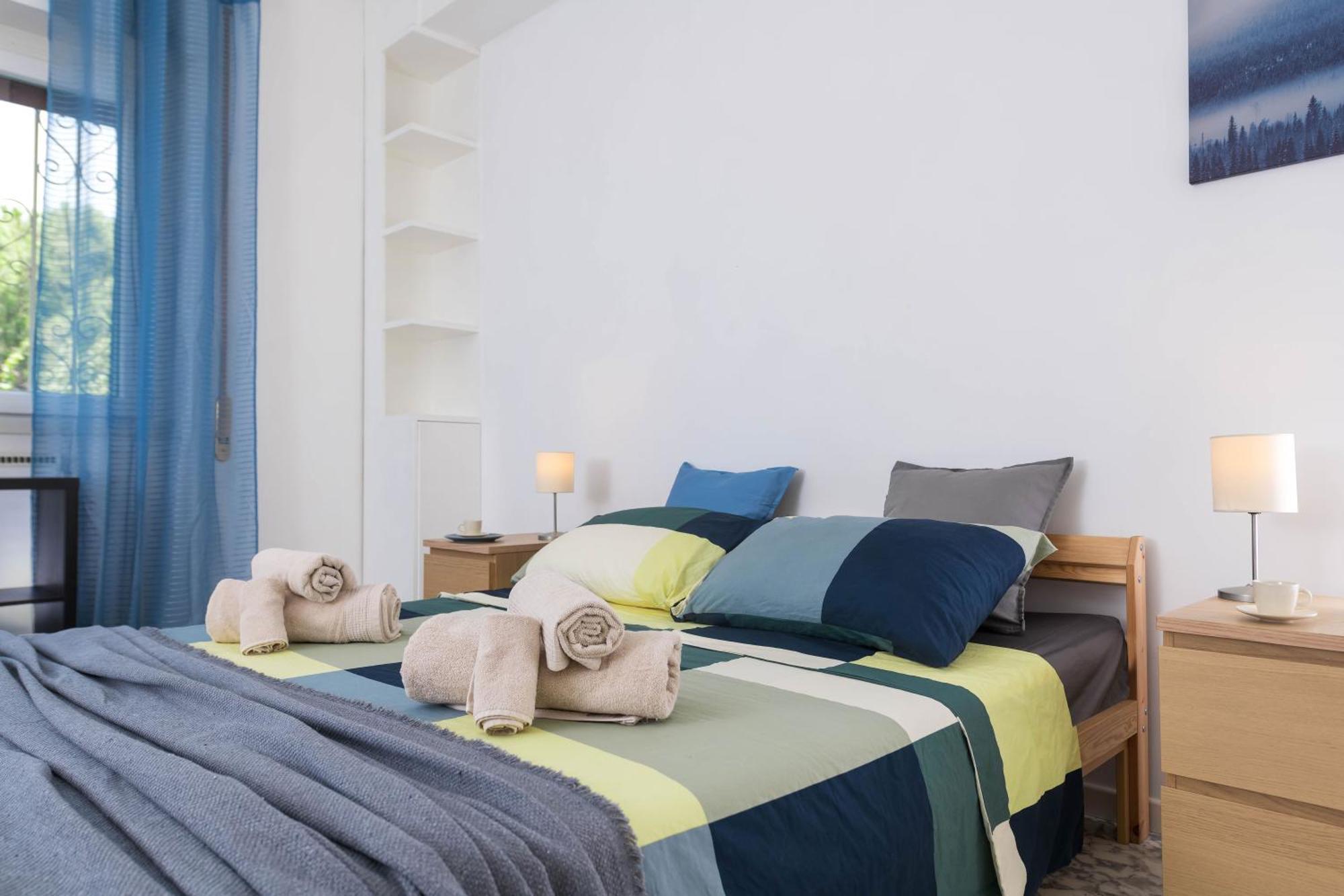 Spazioso Appartamento Vicino Eur โรม ภายนอก รูปภาพ